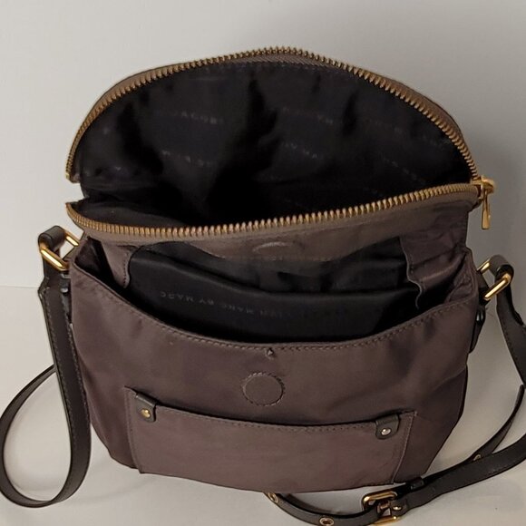 Marc Jacobs 'Preppy Nylon - Natasha' Crossbody Bag - Picture 12 of 13